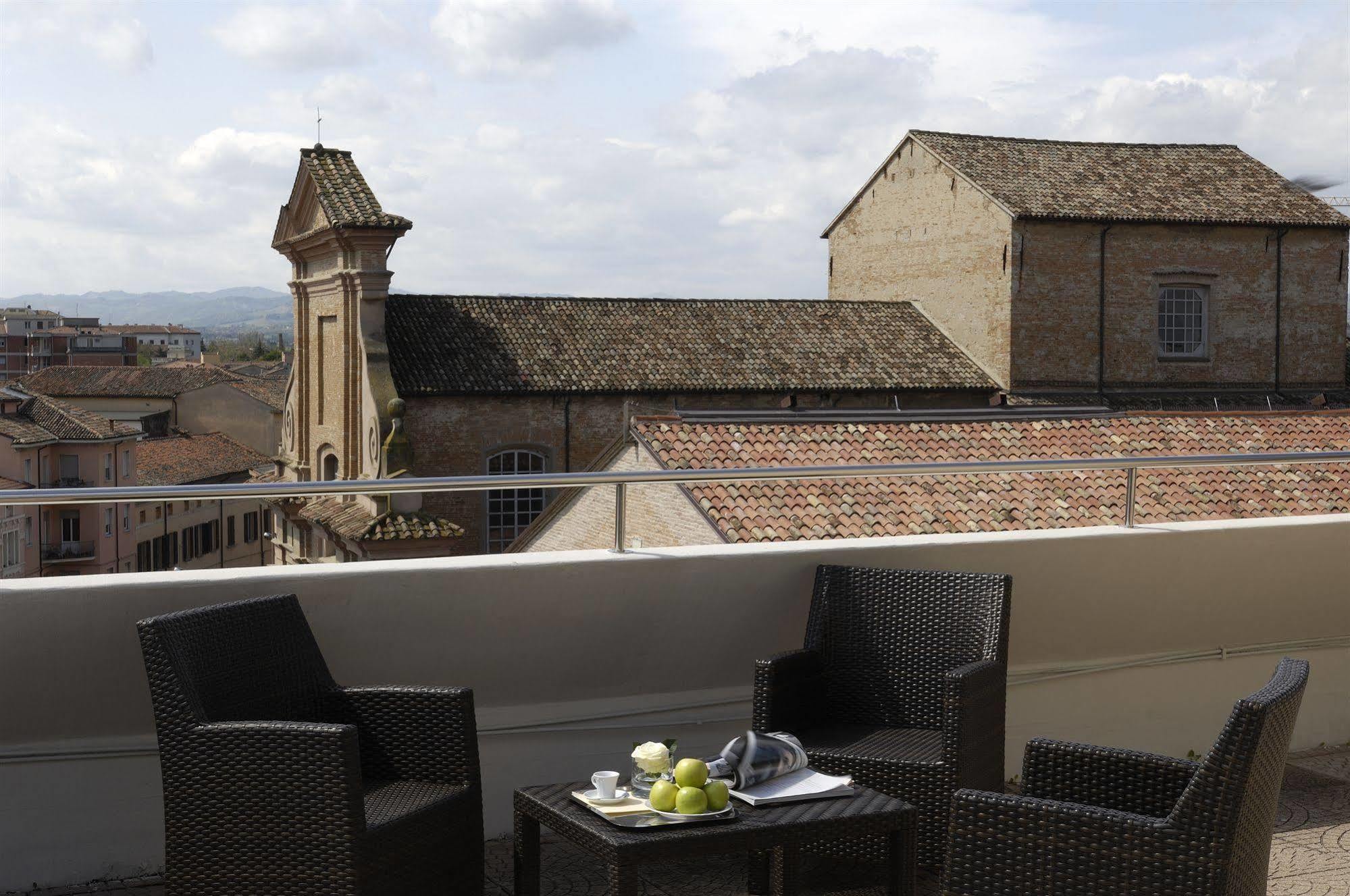 Hotel Masini Forlì Dış mekan fotoğraf
